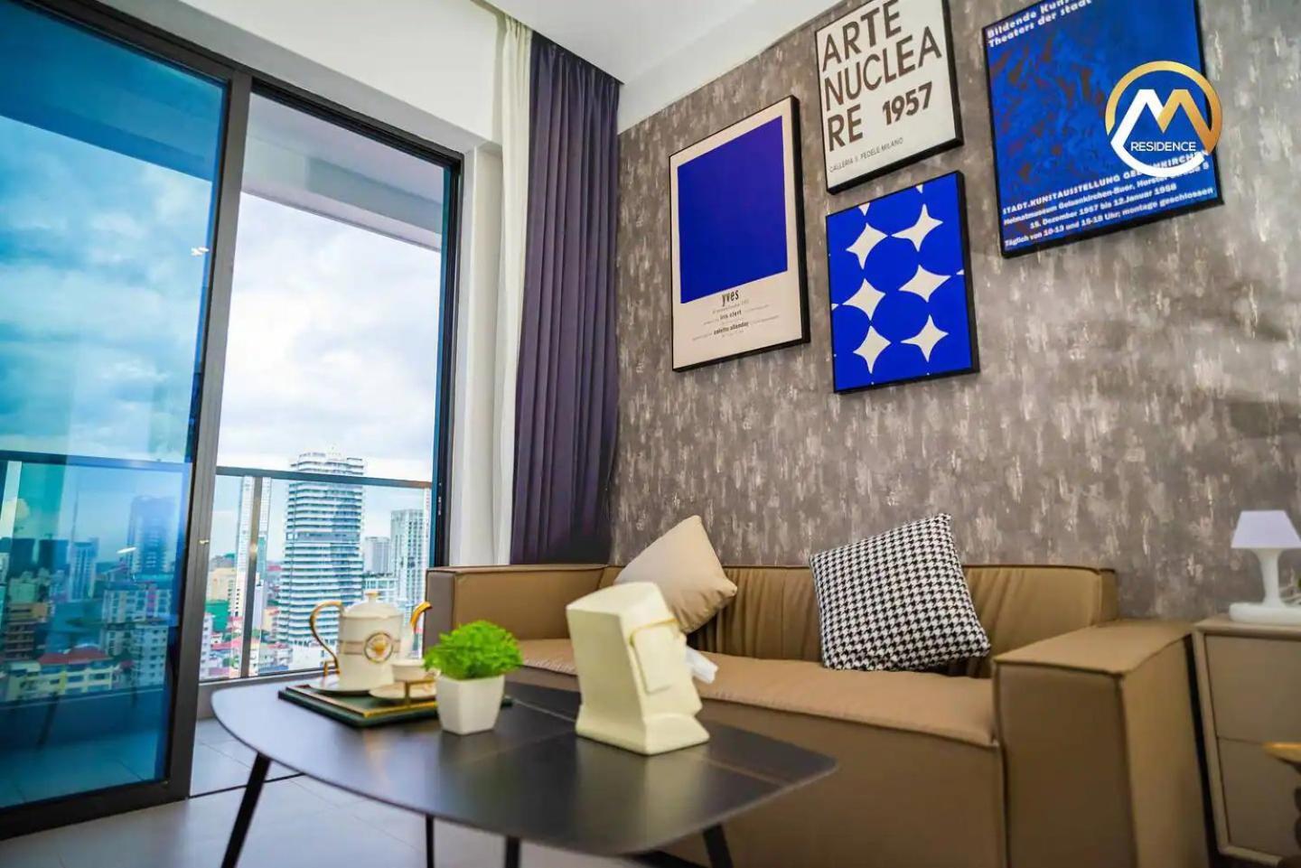 Hotel Serviced Apartments Top One Infinity Pool With View Of 360 Degree Phnom Penh Exteriör bild