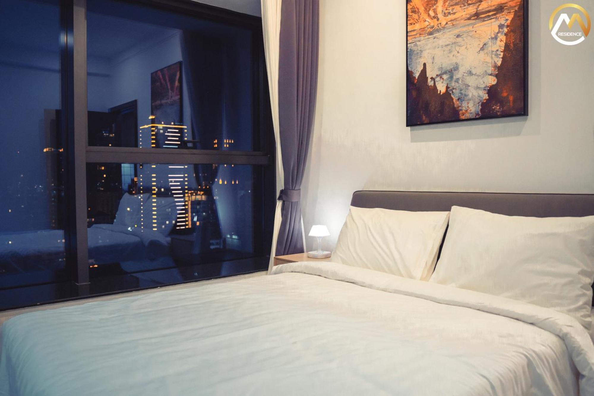 Hotel Serviced Apartments Top One Infinity Pool With View Of 360 Degree Phnom Penh Exteriör bild