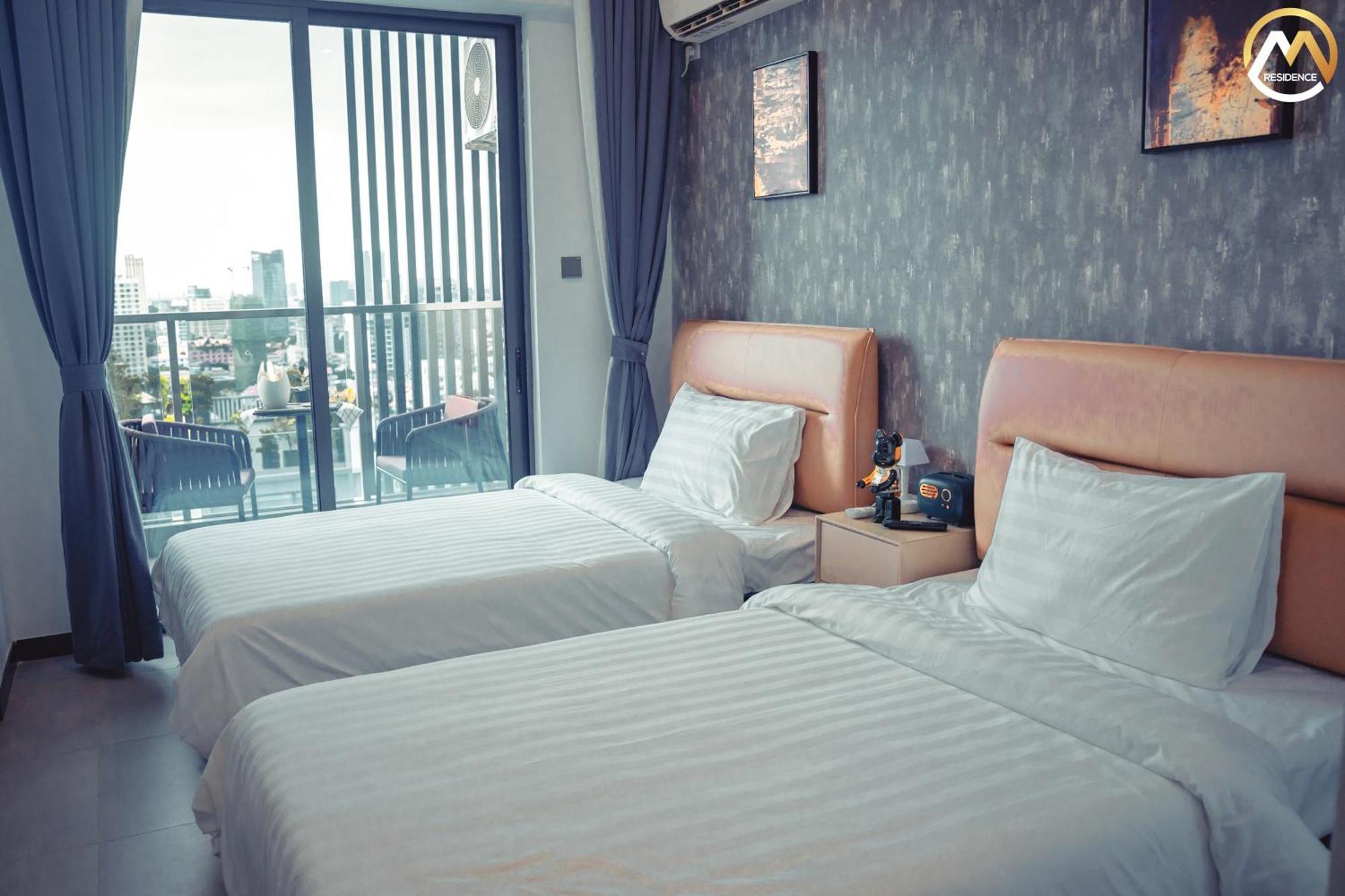 Hotel Serviced Apartments Top One Infinity Pool With View Of 360 Degree Phnom Penh Exteriör bild
