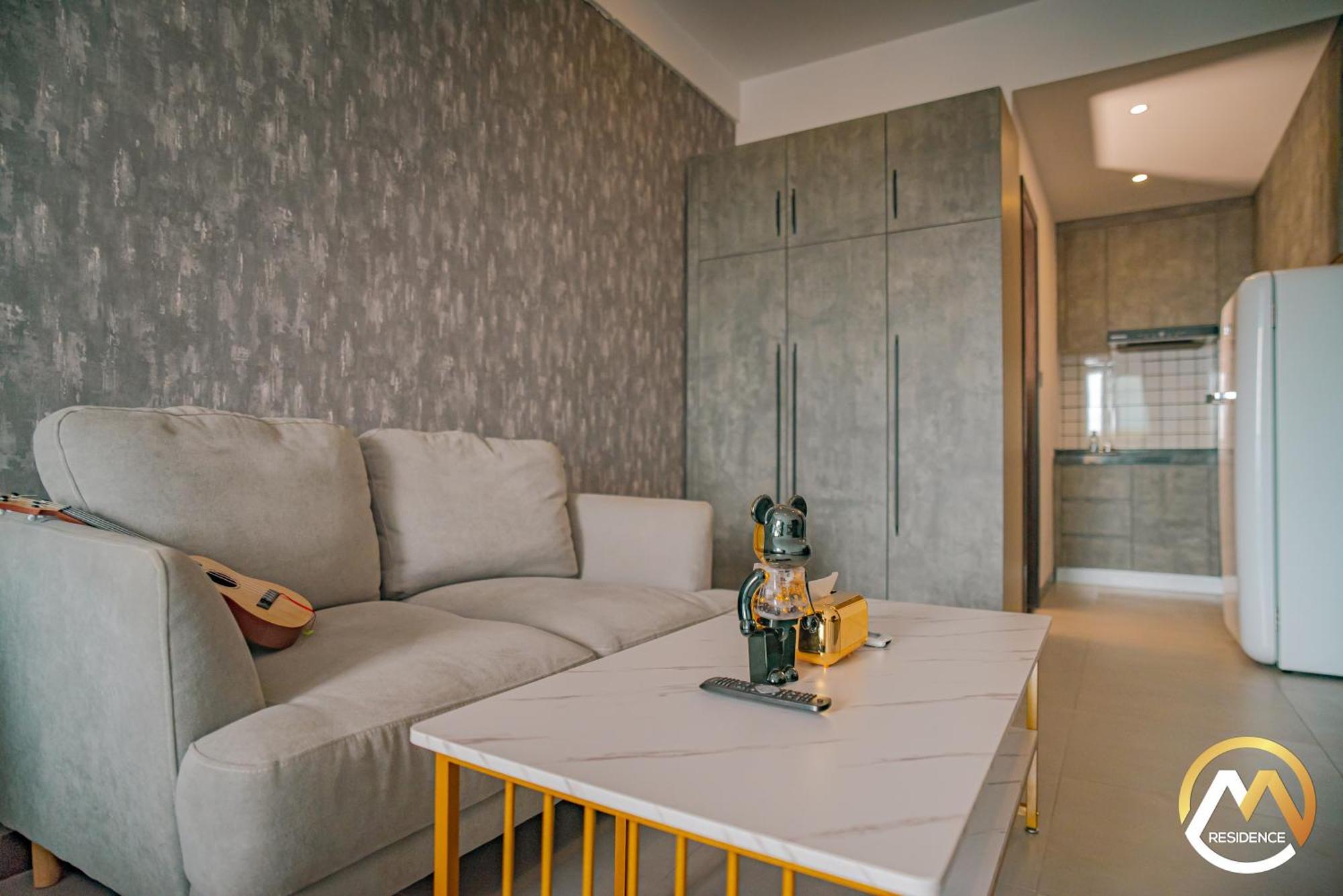 Hotel Serviced Apartments Top One Infinity Pool With View Of 360 Degree Phnom Penh Exteriör bild